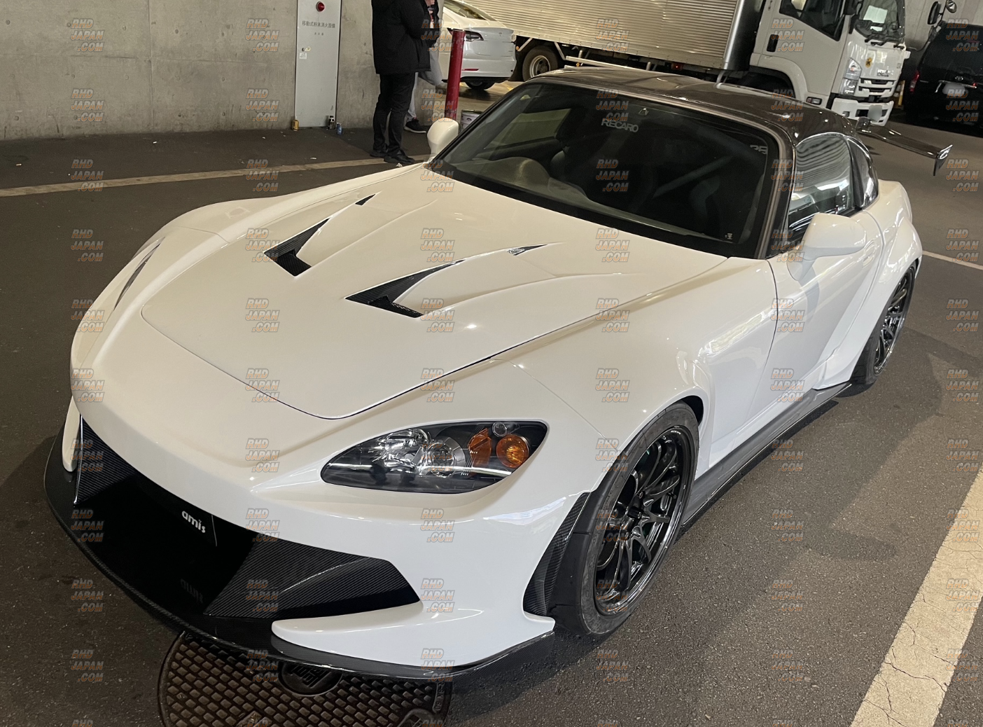 Car Garage amis Bonnet Carbon Fiber - S2000 AP1 AP2 - RHDJapan
